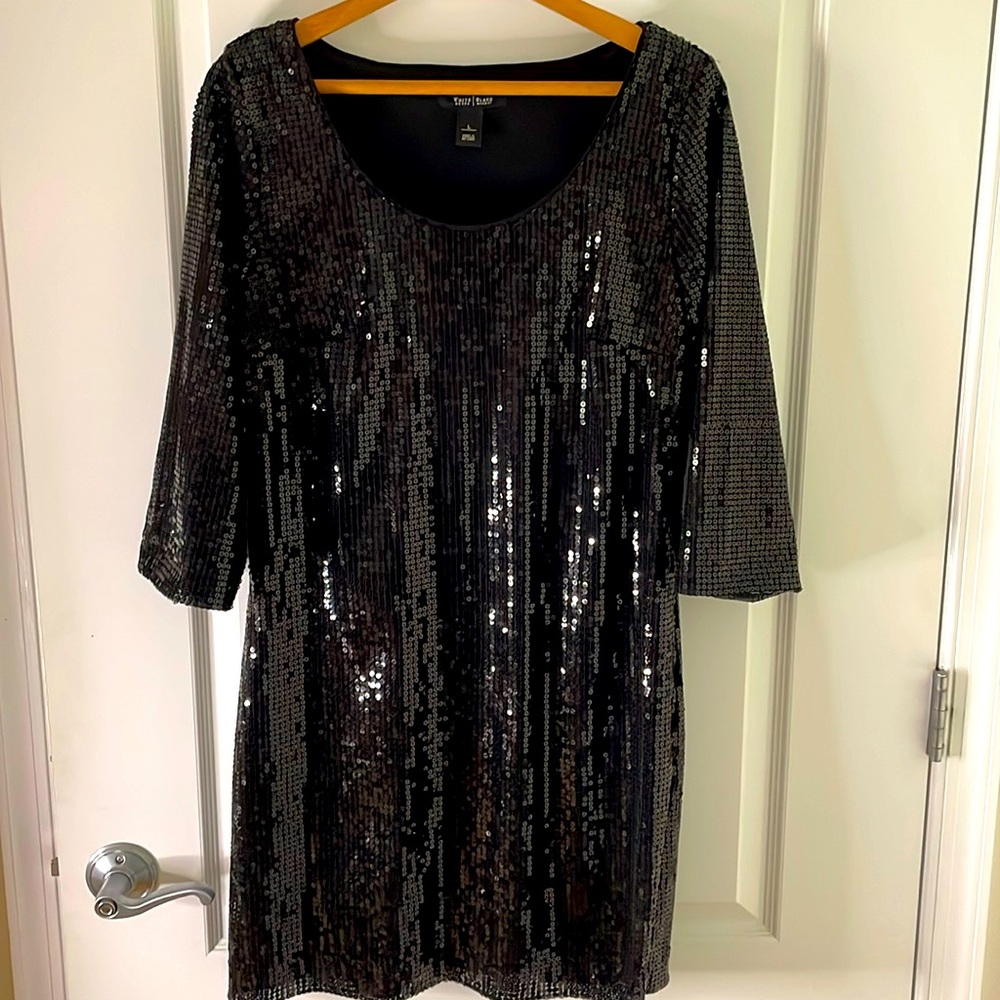 Black sequined dress
